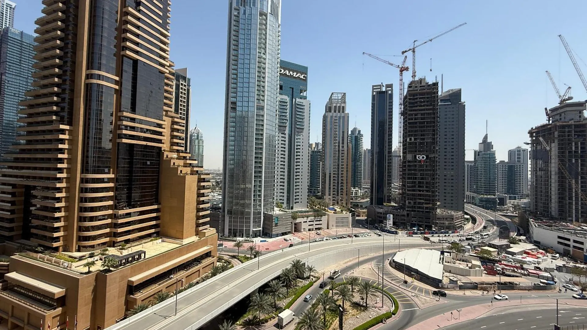 Apartment Cozy Studio At Botanica Tower Dubai Marina By Gardenia Suites