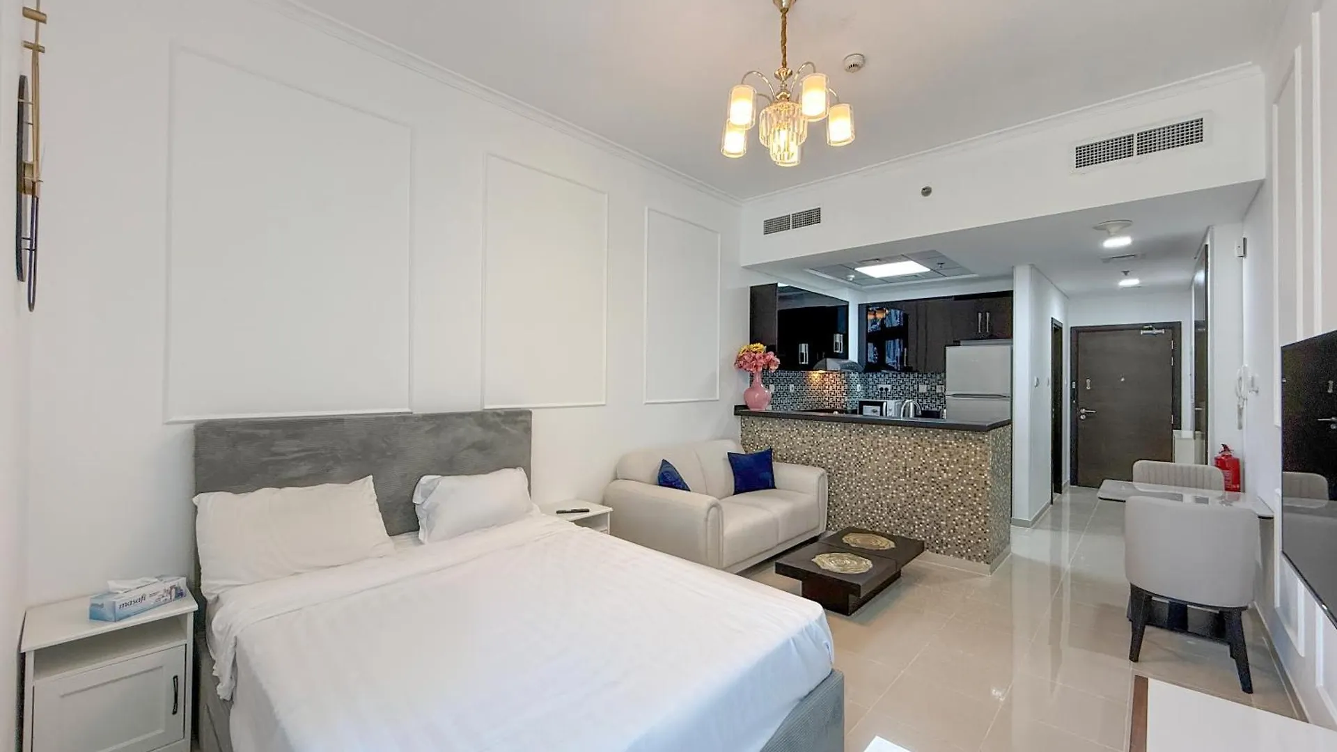 Cozy Studio At Botanica Tower Dubai Marina By Gardenia Suites 0*,  United Arab Emirates