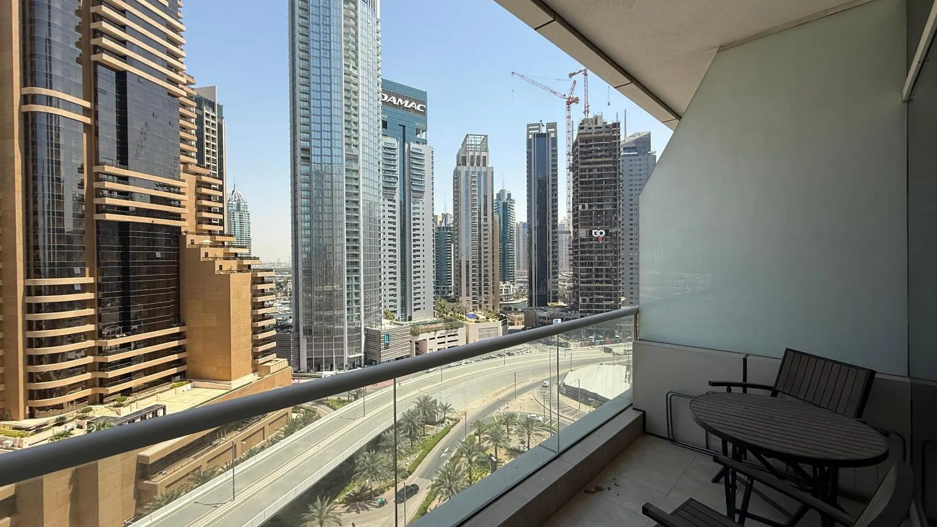 Cozy Studio At Botanica Tower Dubai Marina By Gardenia Suites United Arab Emirates
