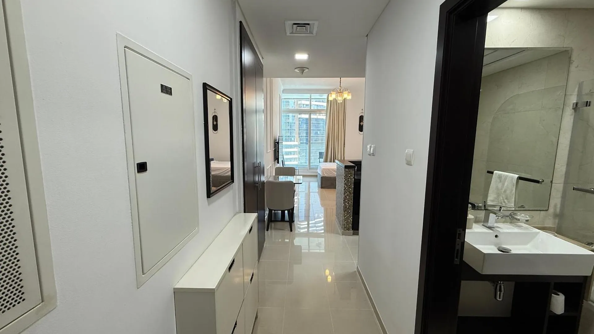 Cozy Studio At Botanica Tower Dubai Marina By Gardenia Suites